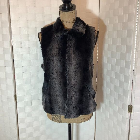 betsey johnson fur vest size small - Picture 2 of 8